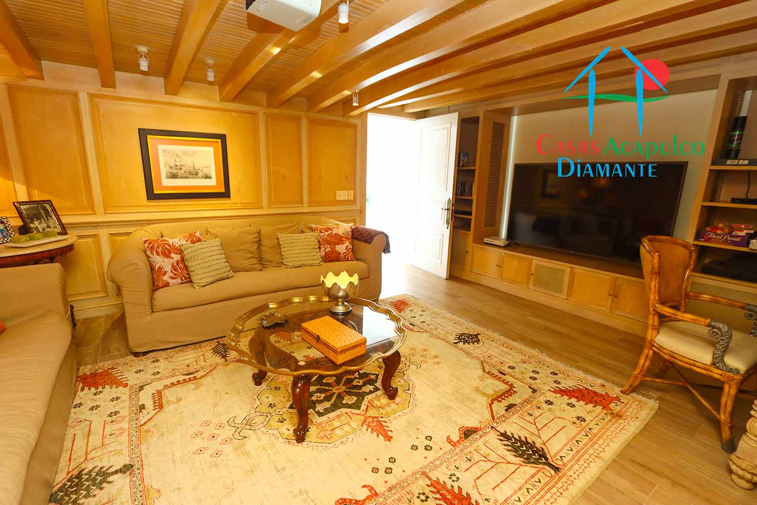 Villa Jade - Cuarto de televisión 1